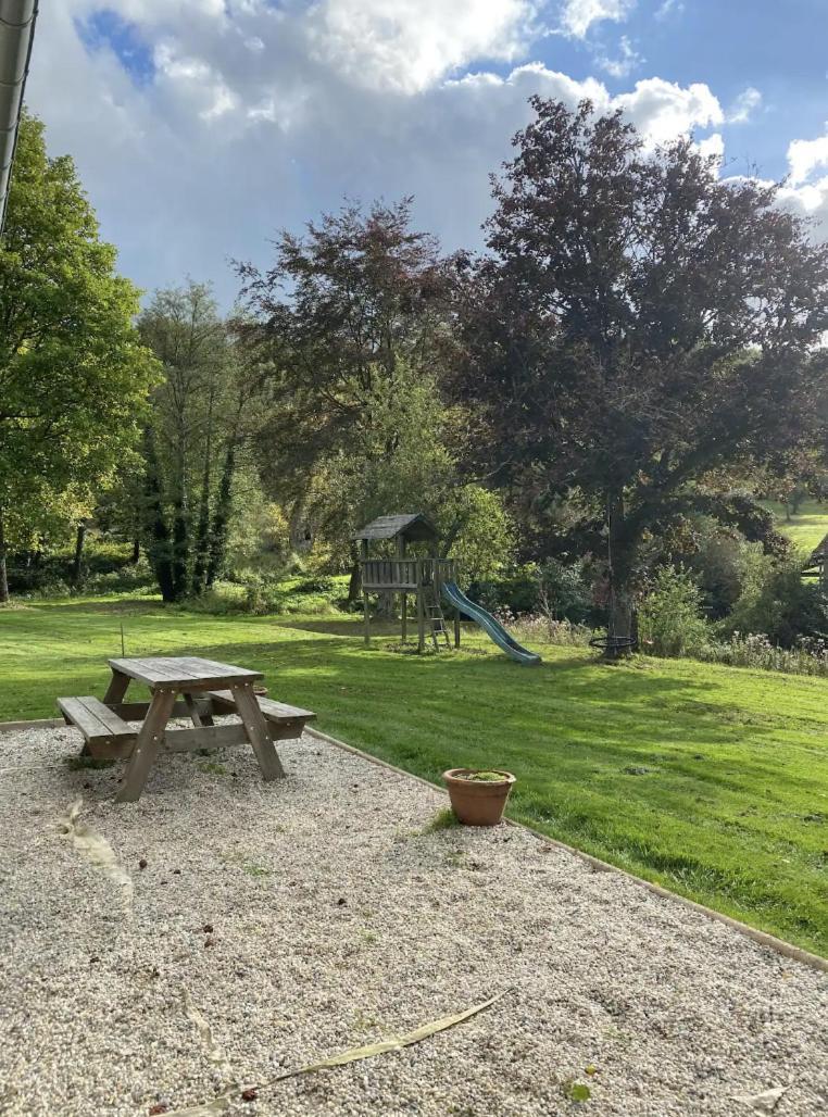 Picturesque De 4 Chambres, Pays D'auge *